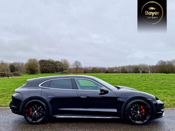 Used Porsche Taycan 2022 for sale - 77457570: Photo