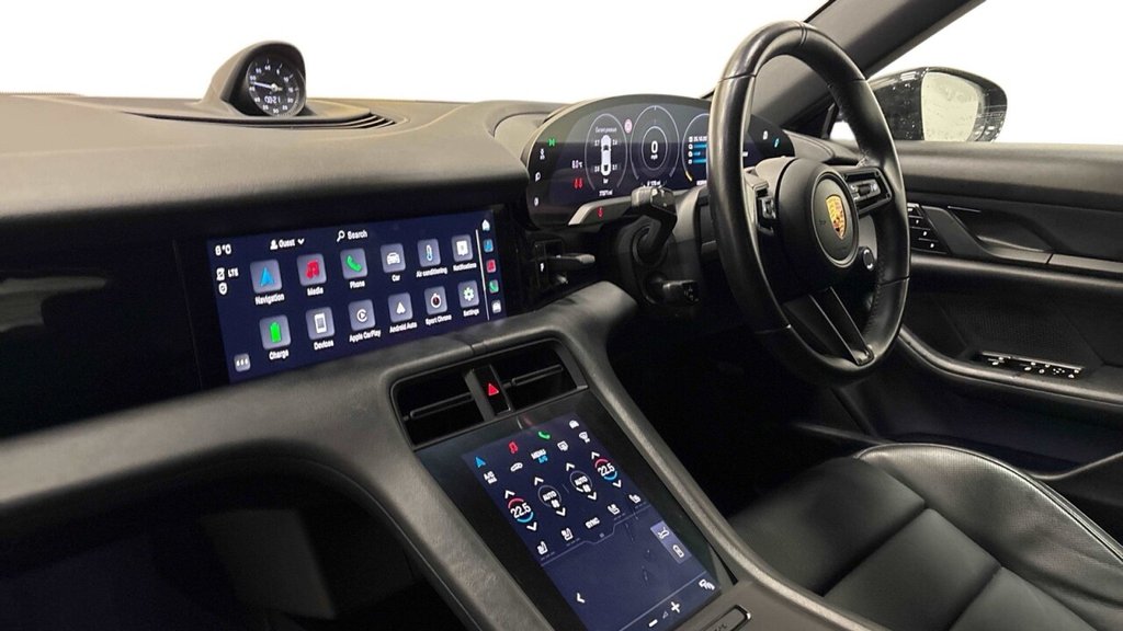 Used Porsche Taycan 2020 for sale - 77919671: Photo 4