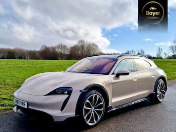 Used Porsche Taycan 2021 for sale - 77372896: Photo