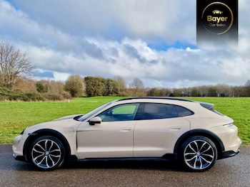 Used Porsche Taycan 2021 for sale - 77372896: Photo