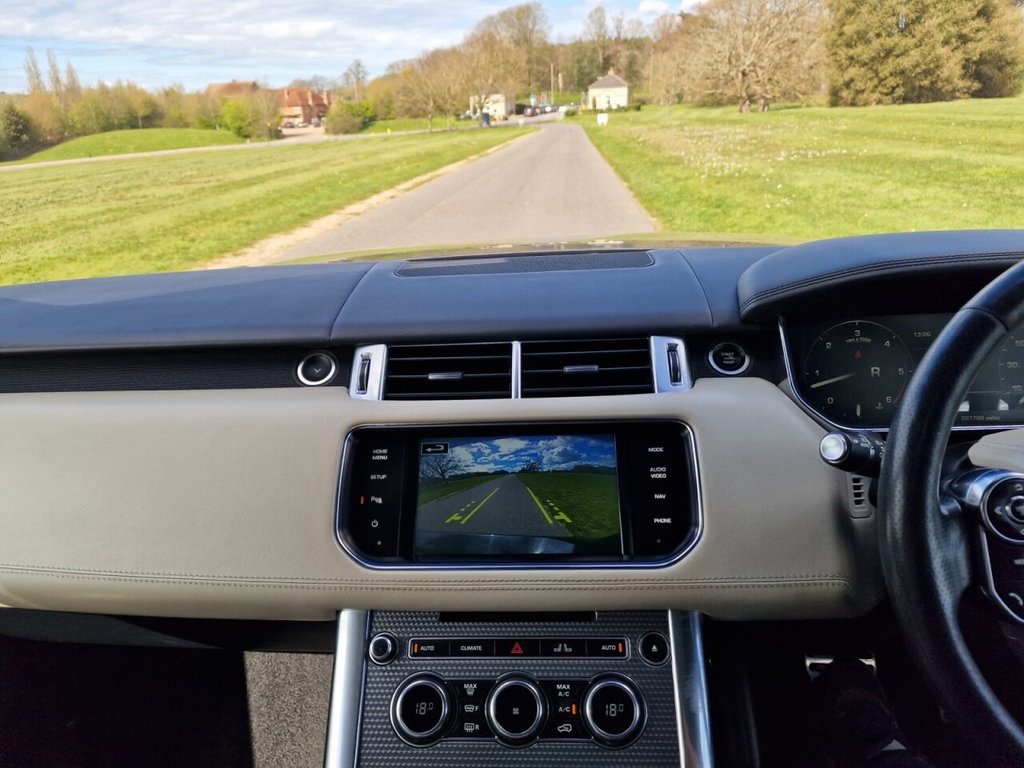 Used Land Rover Range Rover Sport 2015 for sale - 78088457: Photo 18