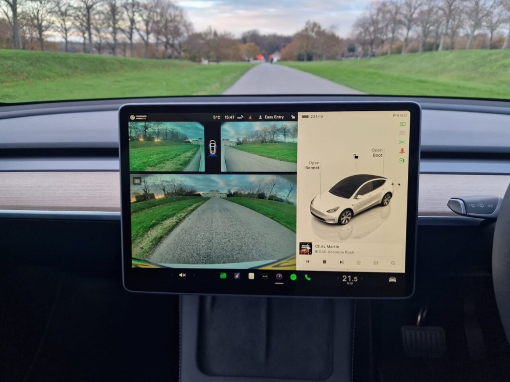 Used Tesla Model Y 2024 for sale - 76716251: Photo 12