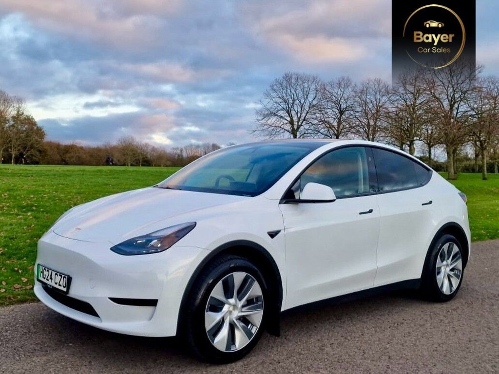 Used Tesla Model Y 2024 for sale - 76716251: Photo 2