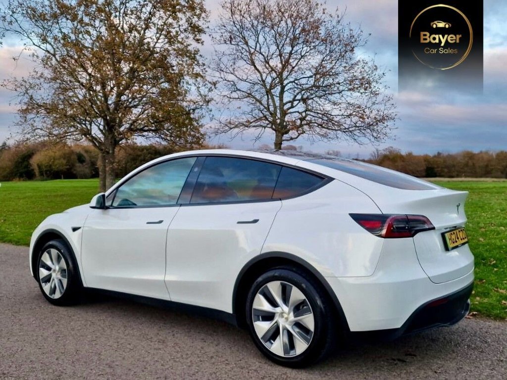 Used Tesla Model Y 2024 for sale - 76716251: Photo 6