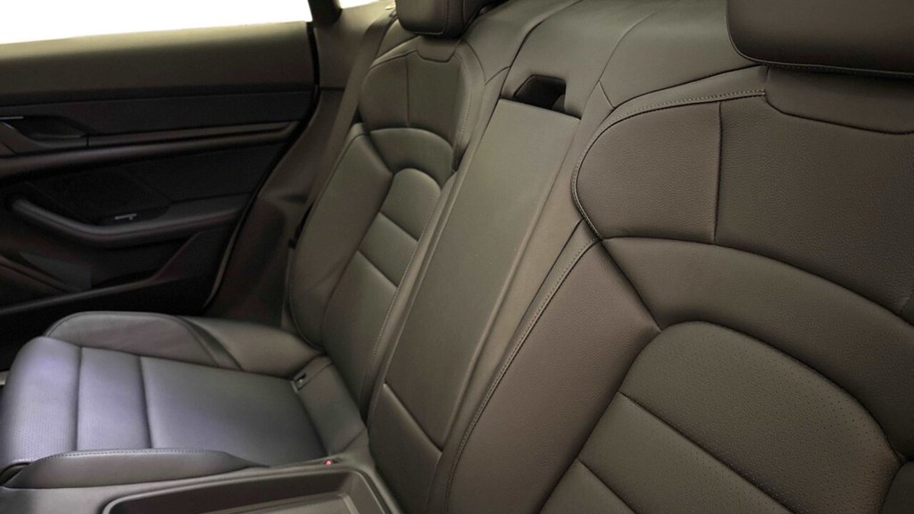 Used Porsche Taycan 2022 for sale - 77981604: Photo 7