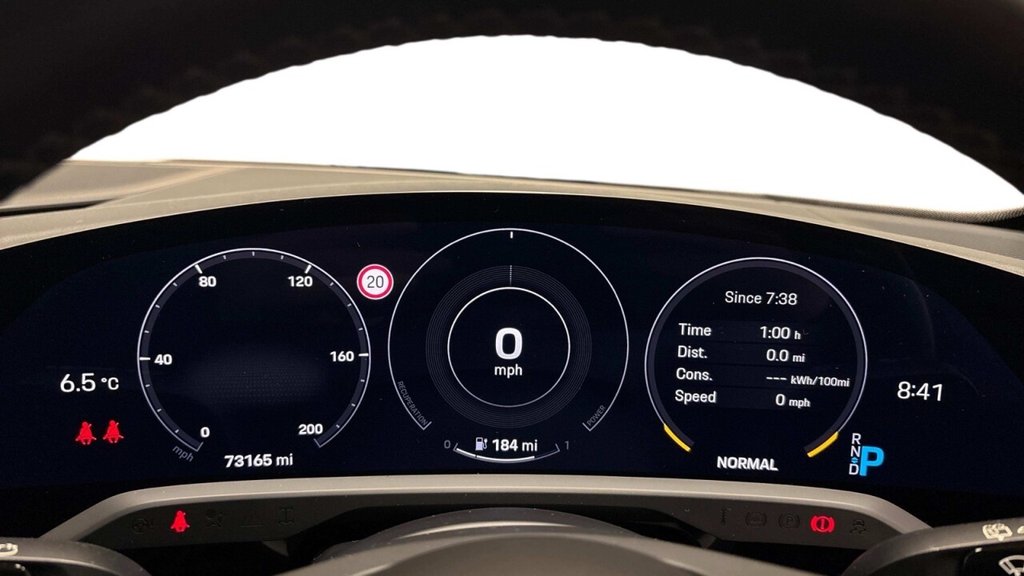 Used Porsche Taycan 2022 for sale - 77981604: Photo 8