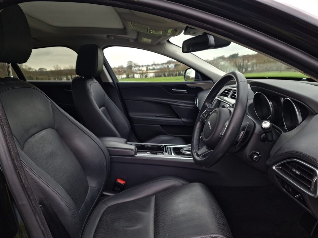 Used Jaguar XE 2017 for sale - 77332954: Photo 8