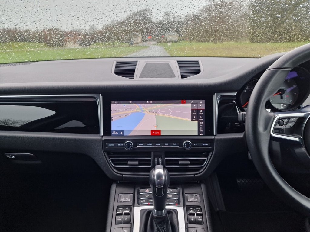 Used Porsche Macan 2019 for sale - 77145654: Photo 12