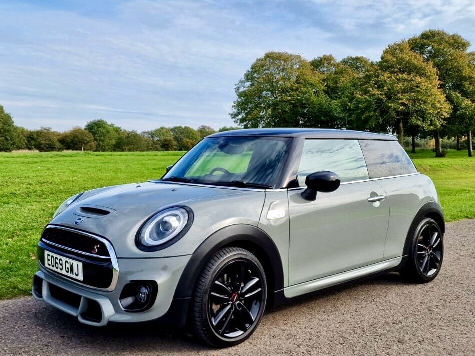 Used MINI Hatch 2019 for sale - 76716303: Photo 2