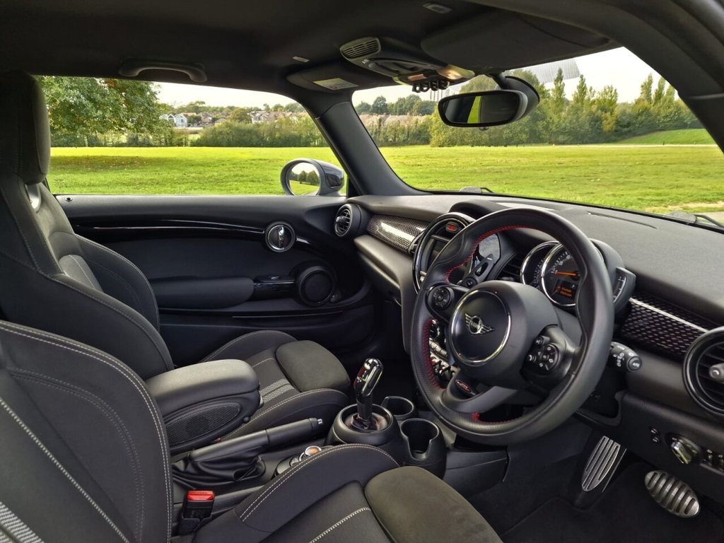 Used MINI Hatch 2019 for sale - 76716303: Photo 8