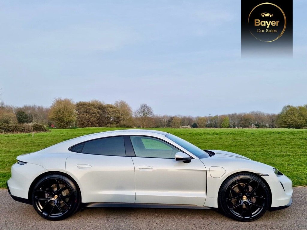 Used Porsche Taycan 2021 for sale - 77995311: Photo 3