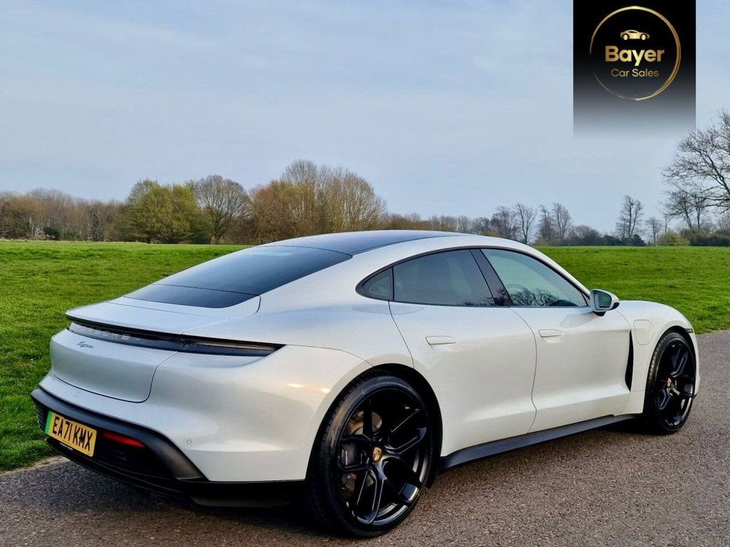 Used Porsche Taycan 2021 for sale - 77995311: Photo 5