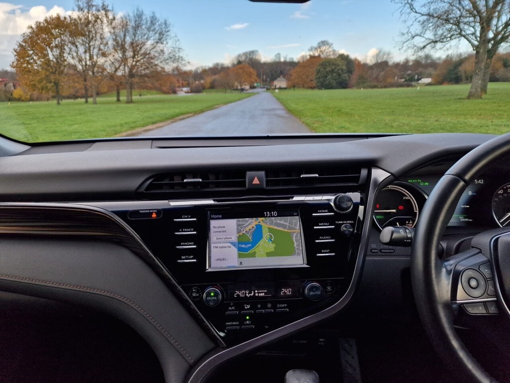 Used Toyota Camry 2019 for sale - 76788042: Photo 11