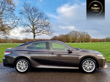 Used Toyota Camry 2019 for sale - 76788042: Photo