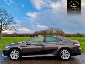 Used Toyota Camry 2019 for sale - 76788042: Photo