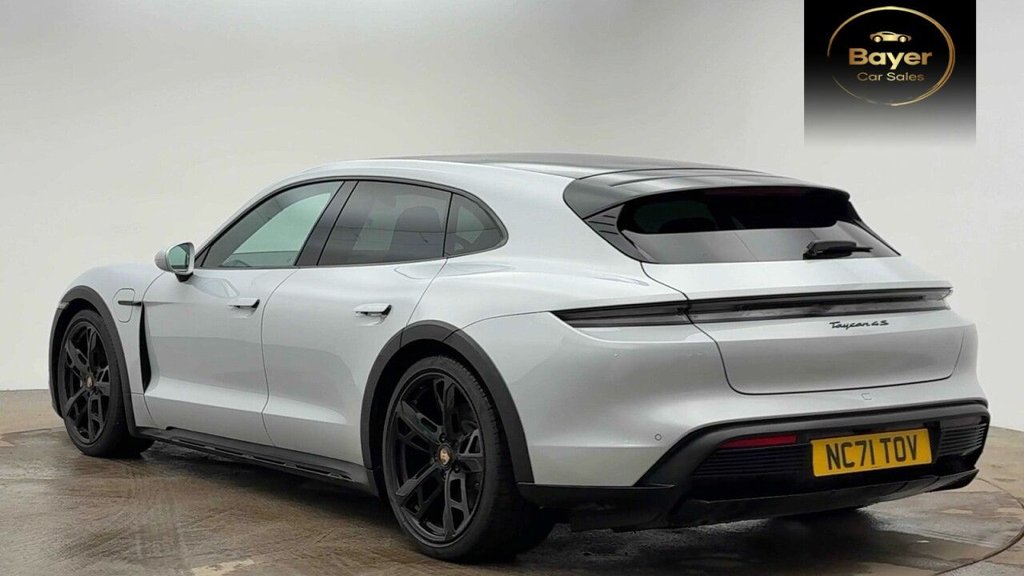 Used Porsche Taycan 2021 for sale - 77145659: Photo 3