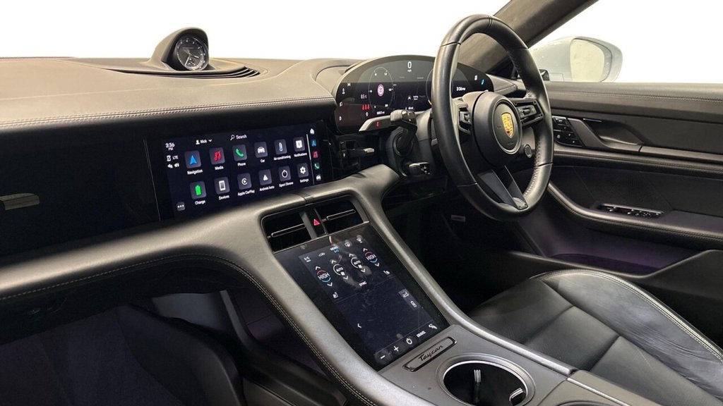 Used Porsche Taycan 2021 for sale - 77145659: Photo 6