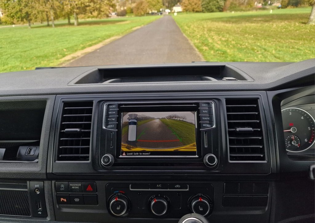 Used Volkswagen Transporter 2017 for sale - 76716334: Photo 11