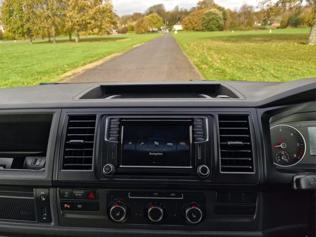 Used Volkswagen Transporter 2017 for sale - 76716334: Photo 12