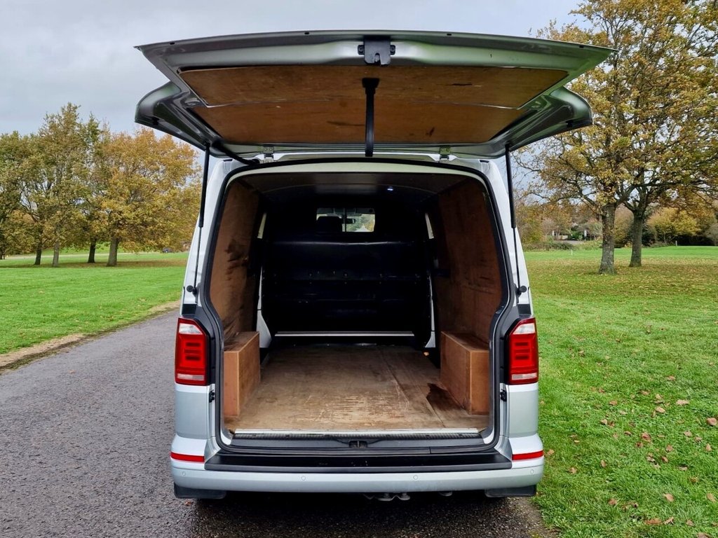 Used Volkswagen Transporter 2017 for sale - 76716334: Photo 15