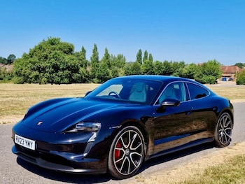 Used Porsche Taycan 2023 for sale - 79170717: Photo