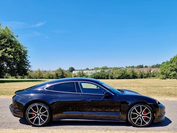 Used Porsche Taycan 2023 for sale - 79170717: Photo