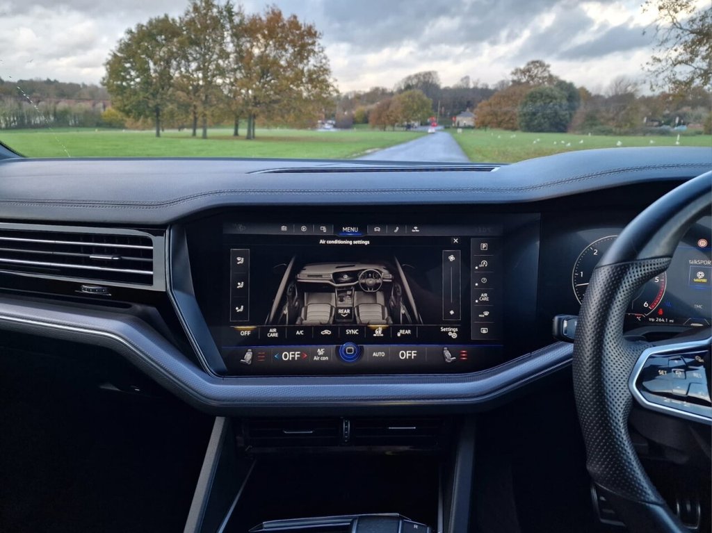 Used Volkswagen Touareg 2021 for sale - 77668850: Photo 14