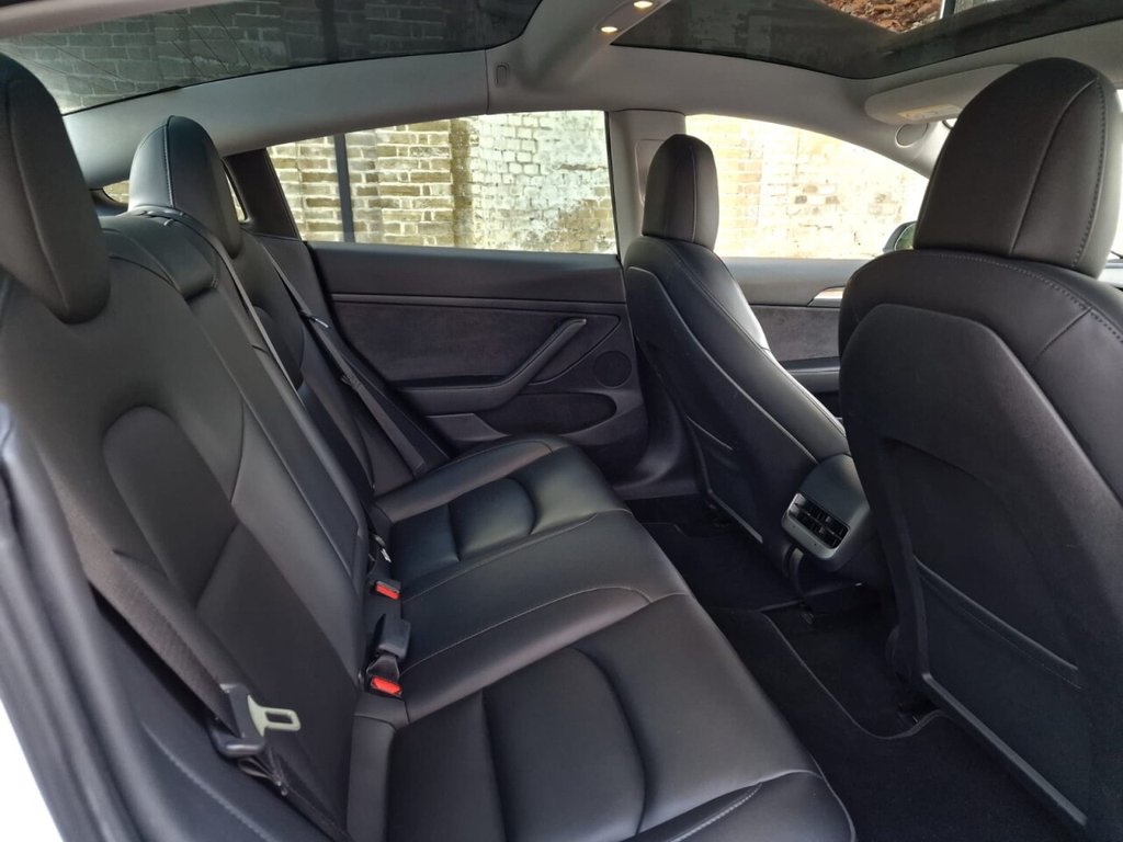 Used Tesla Model 3 2021 for sale - 76900928: Photo 11