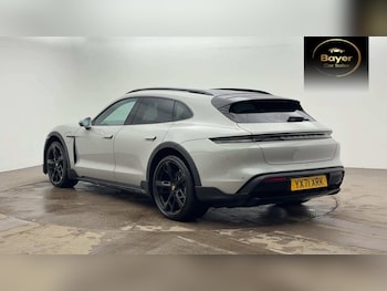 Used Porsche Taycan 2021 for sale - 77293256: Photo