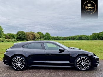 Used Porsche Taycan 2022 for sale - 78624200: Photo