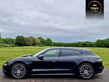 Used Porsche Taycan 2022 for sale - 78624200: Photo