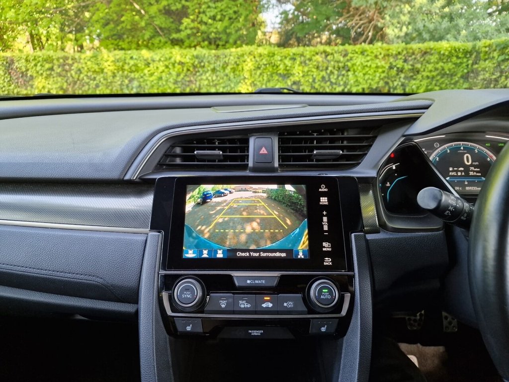 Used Honda Civic 2018 for sale - 76716264: Photo 12