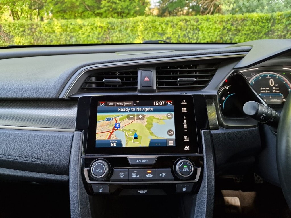 Used Honda Civic 2018 for sale - 76716264: Photo 13