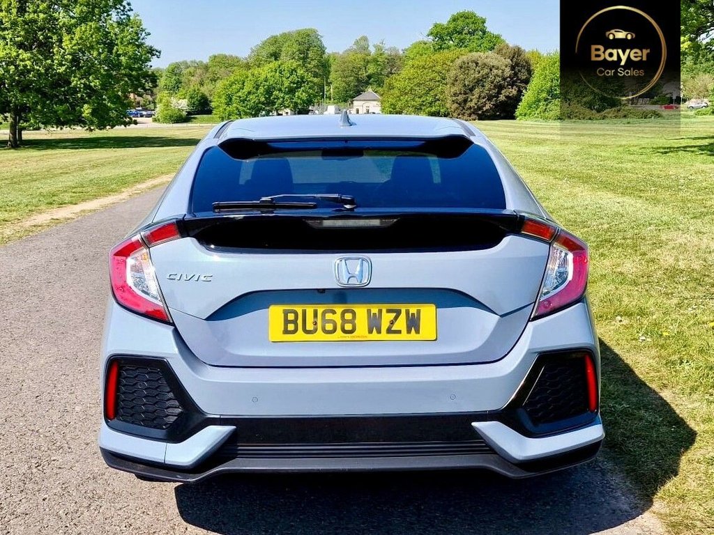 Used Honda Civic 2018 for sale - 76716264: Photo 20