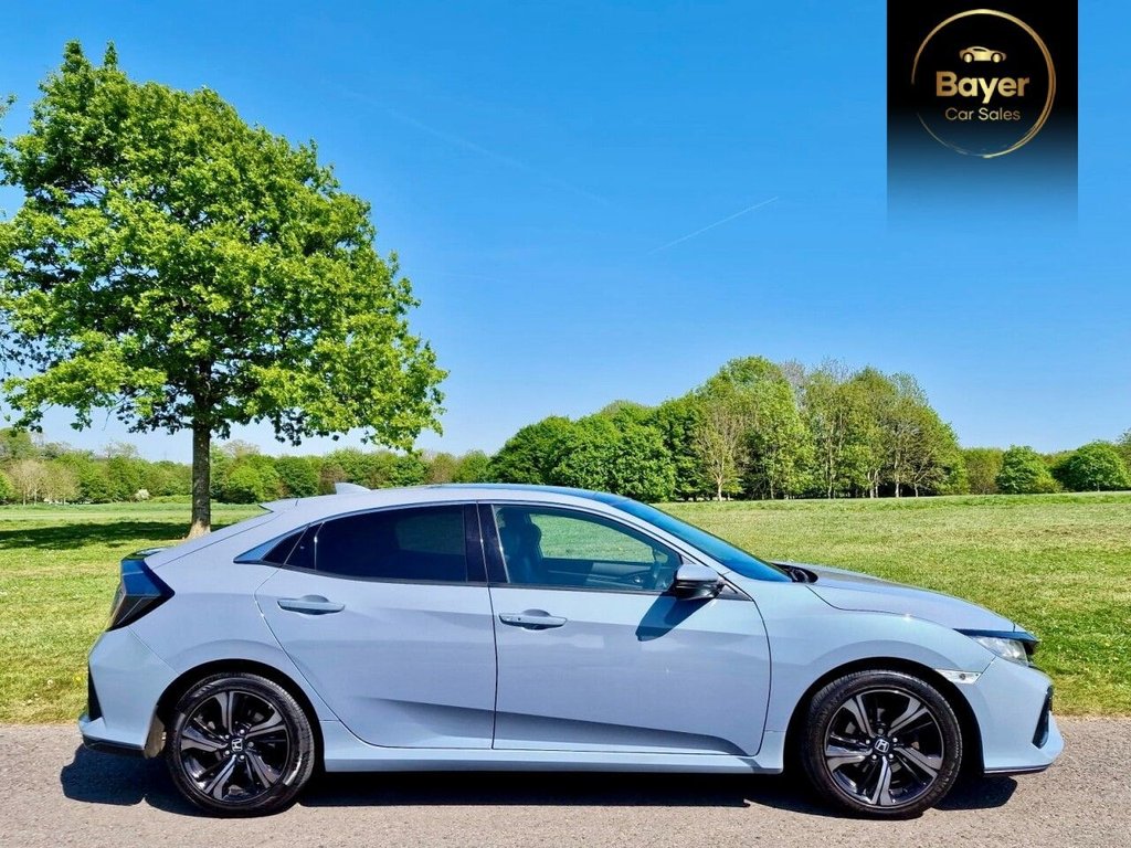 Used Honda Civic 2018 for sale - 76716264: Photo 3