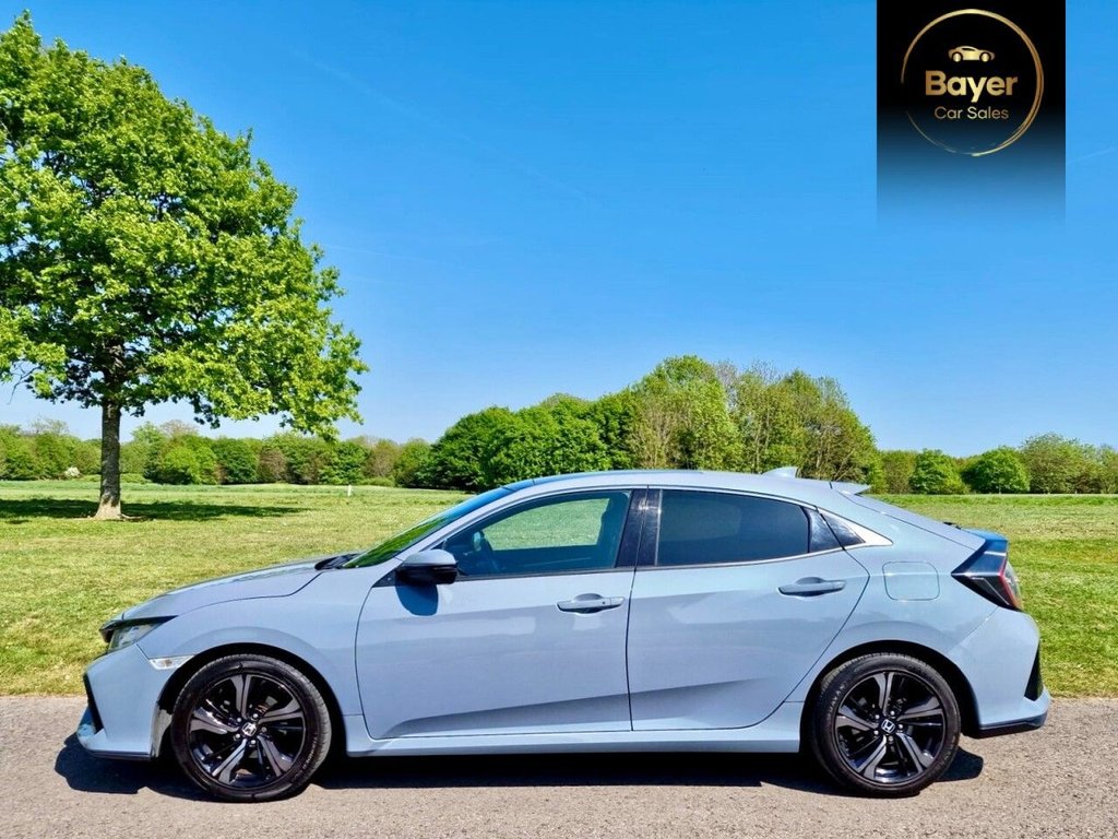 Used Honda Civic 2018 for sale - 76716264: Photo 4