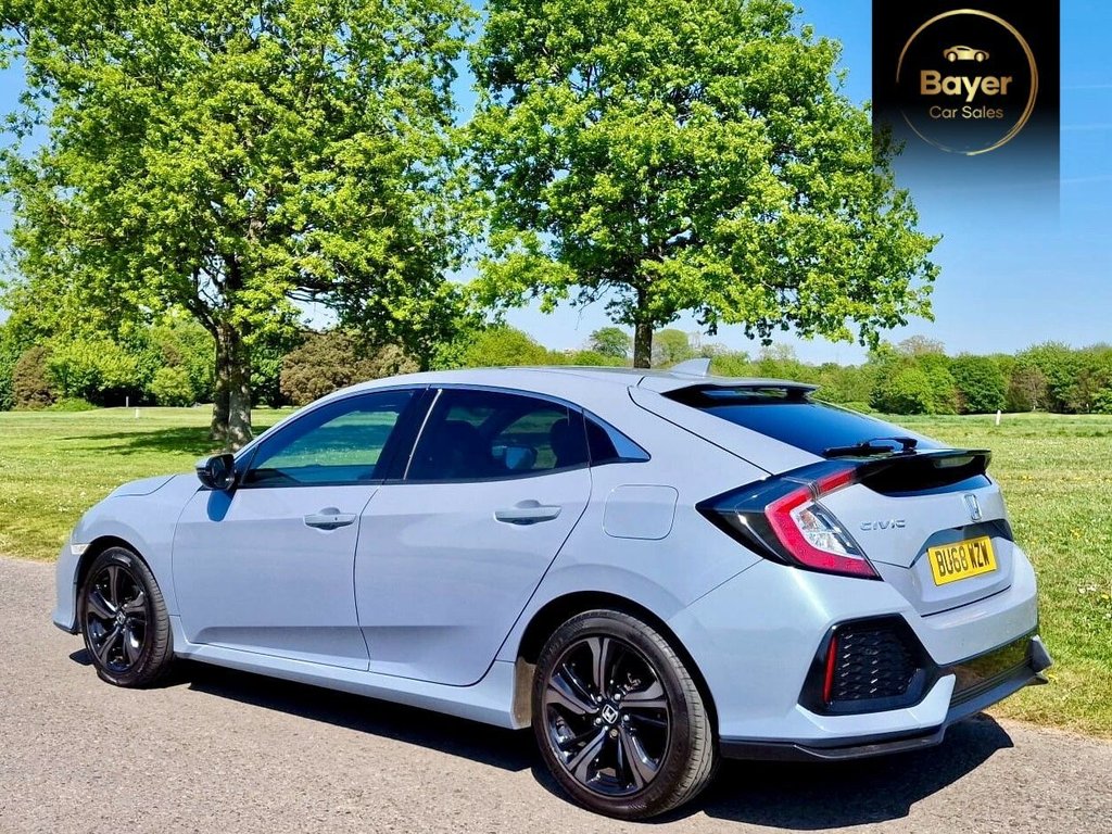 Used Honda Civic 2018 for sale - 76716264: Photo 6