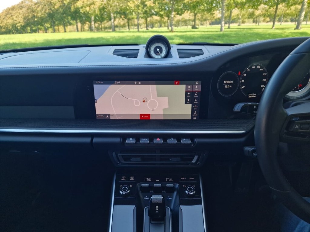 Used Porsche 911 2020 for sale - 76716311: Photo 13