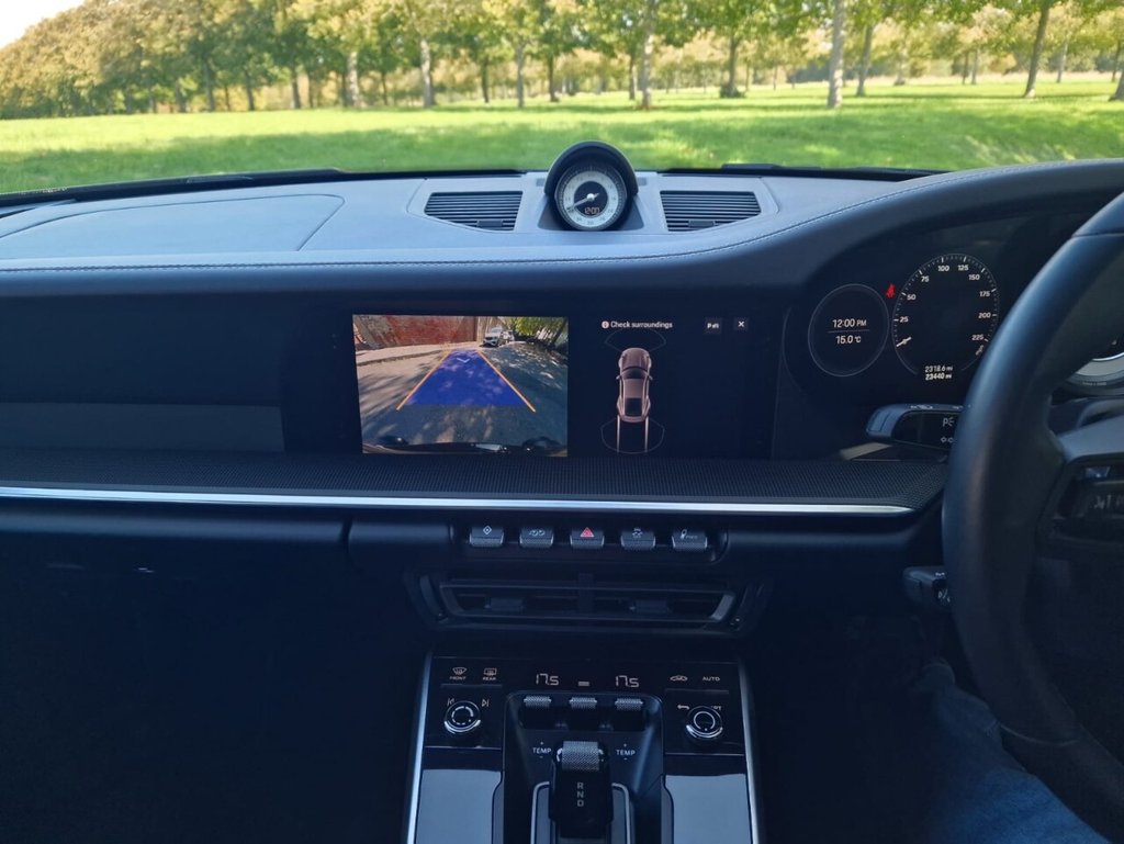 Used Porsche 911 2020 for sale - 76716311: Photo 17