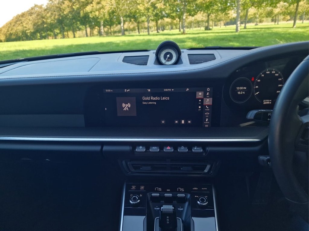 Used Porsche 911 2020 for sale - 76716311: Photo 18