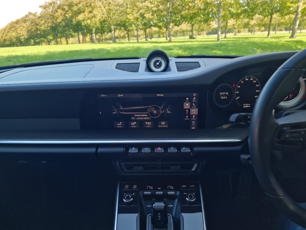 Used Porsche 911 2020 for sale - 76716311: Photo 19