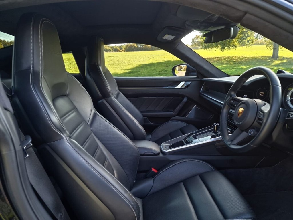 Used Porsche 911 2020 for sale - 76716311: Photo 7