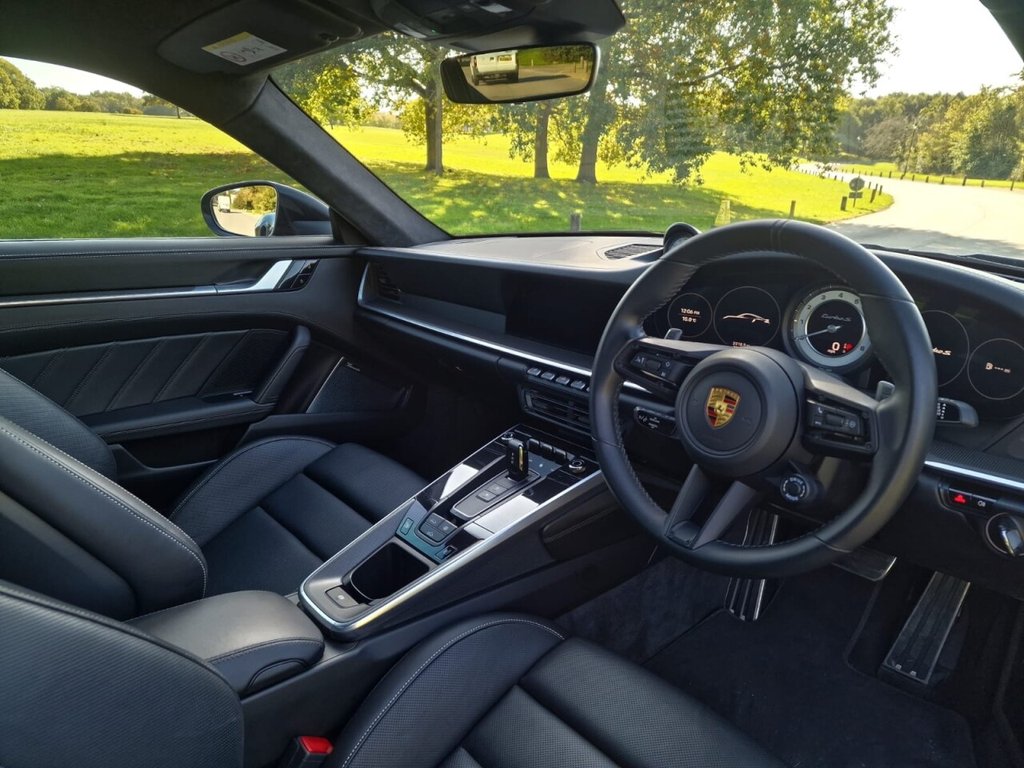 Used Porsche 911 2020 for sale - 76716311: Photo 9