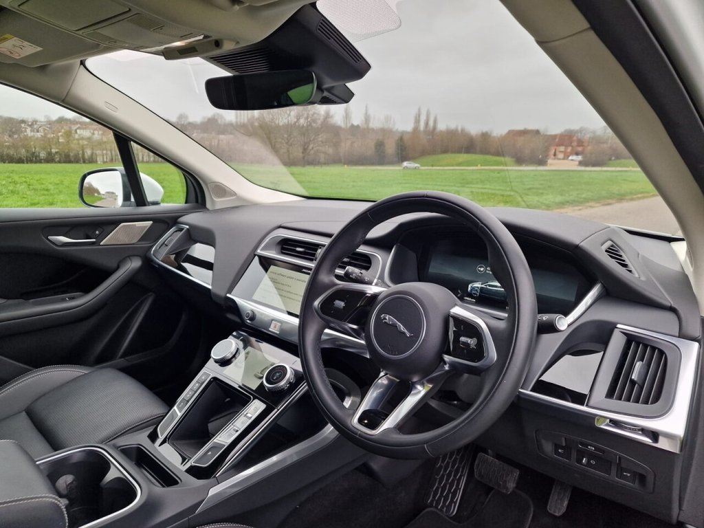 Used Jaguar I-Pace 2023 for sale - 77525881: Photo 9