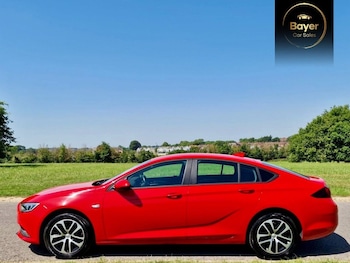 Used Vauxhall Insignia 2018 for sale - 79000932: Photo