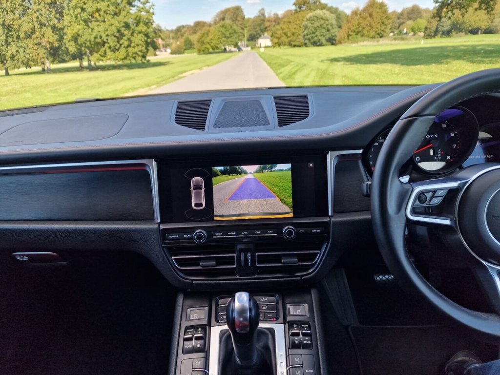 Used Porsche Macan 2021 for sale - 78068946: Photo 12