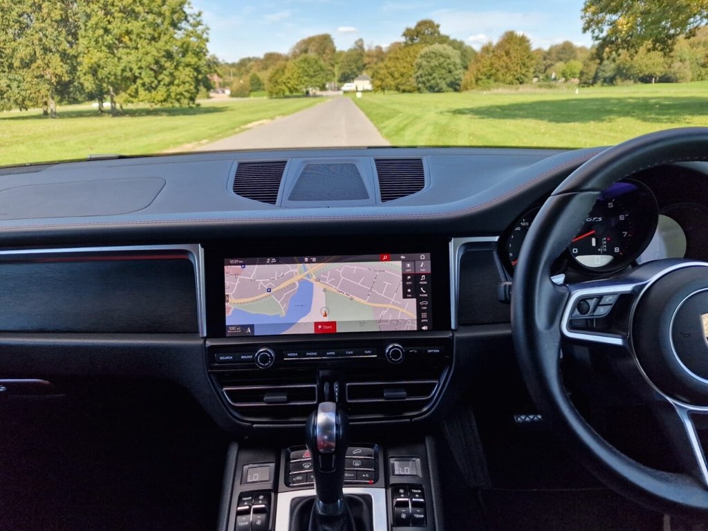 Used Porsche Macan 2021 for sale - 78068946: Photo 13