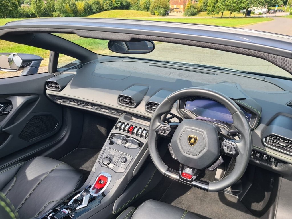 Used Lamborghini Huracan 2017 for sale - 76716231: Photo 17