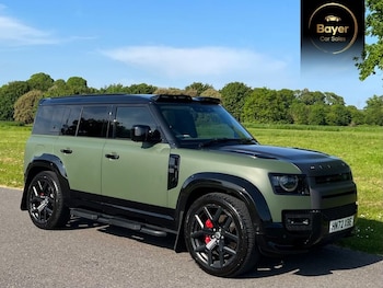 Used Land Rover Defender 2022 for sale - 76716233: Photo