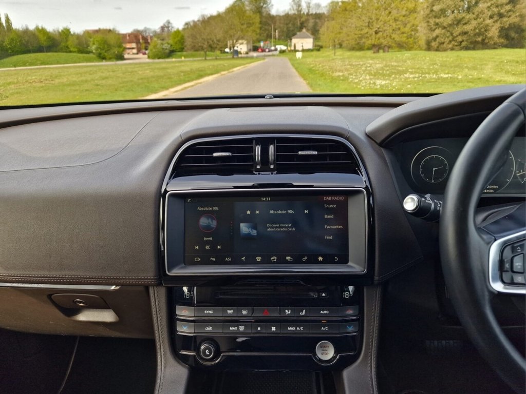 Used Jaguar F-Pace 2017 for sale - 78206596: Photo 16